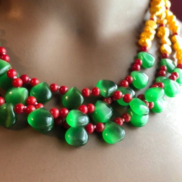 Colorful  Beaded Necklace - Picture 2 of 3